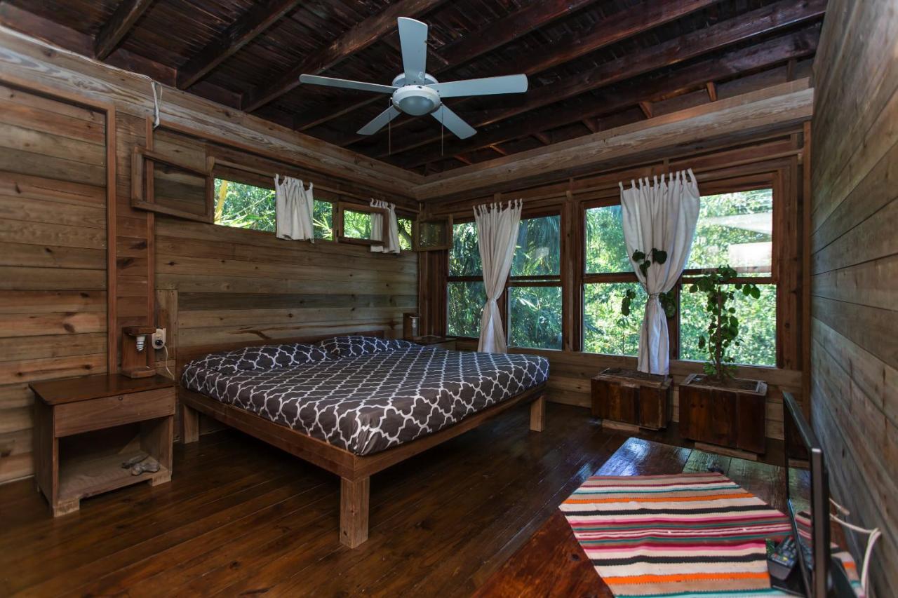 Roatan Bed & Breakfast Apartments West End Kültér fotó