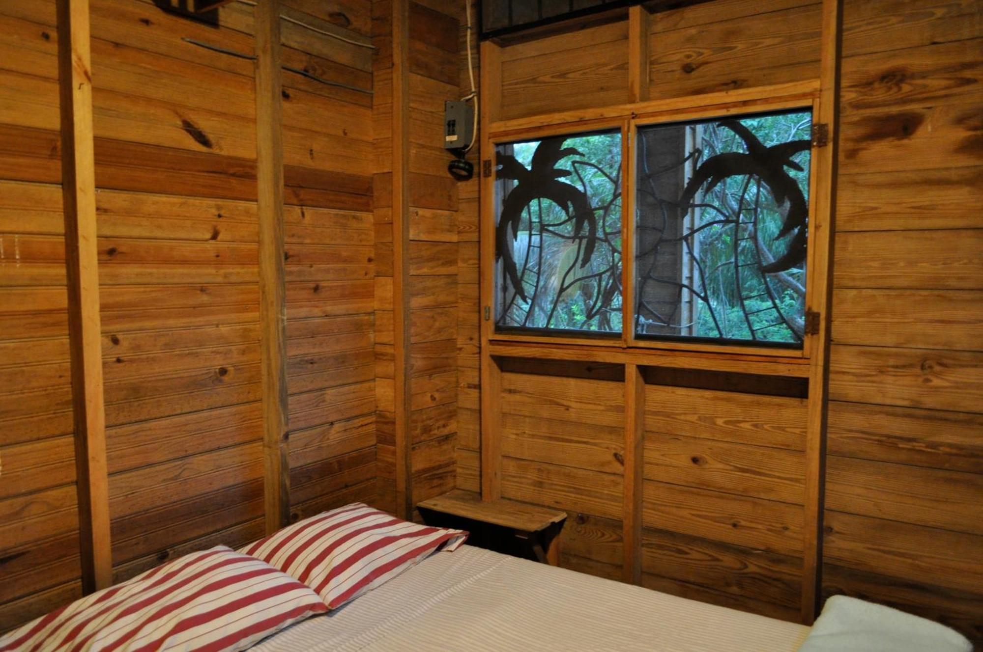 Roatan Bed & Breakfast Apartments West End Szoba fotó