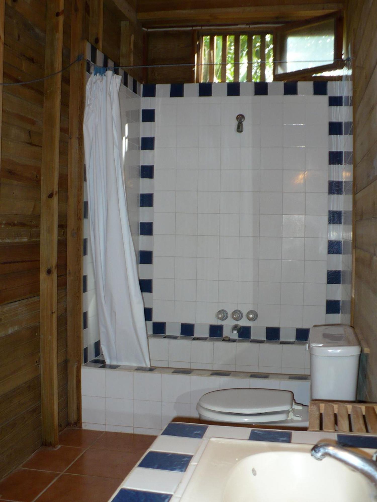 Roatan Bed & Breakfast Apartments West End Szoba fotó
