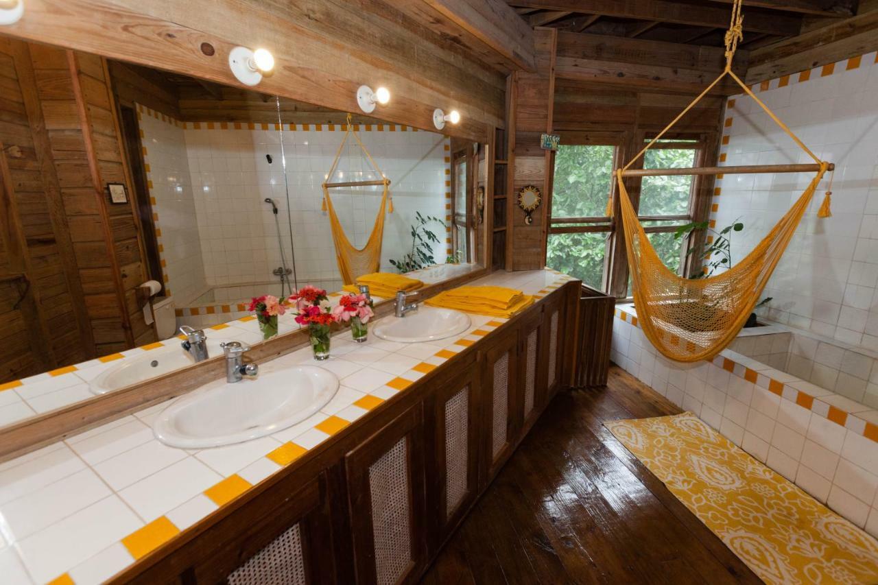 Roatan Bed & Breakfast Apartments West End Kültér fotó